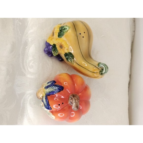 Harvest Gourd Punkin & Squash Salt & Pepper Shakers Ceramic New In It's Box... - Picture 5 of 7